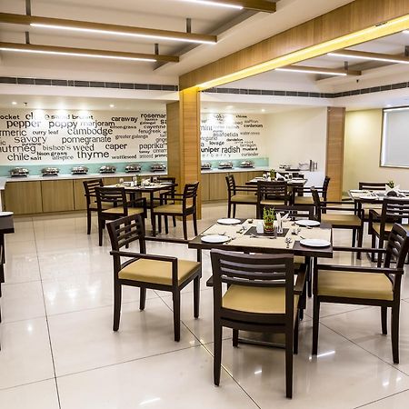 Hotel Citycentral Vijayawāda Extérieur photo