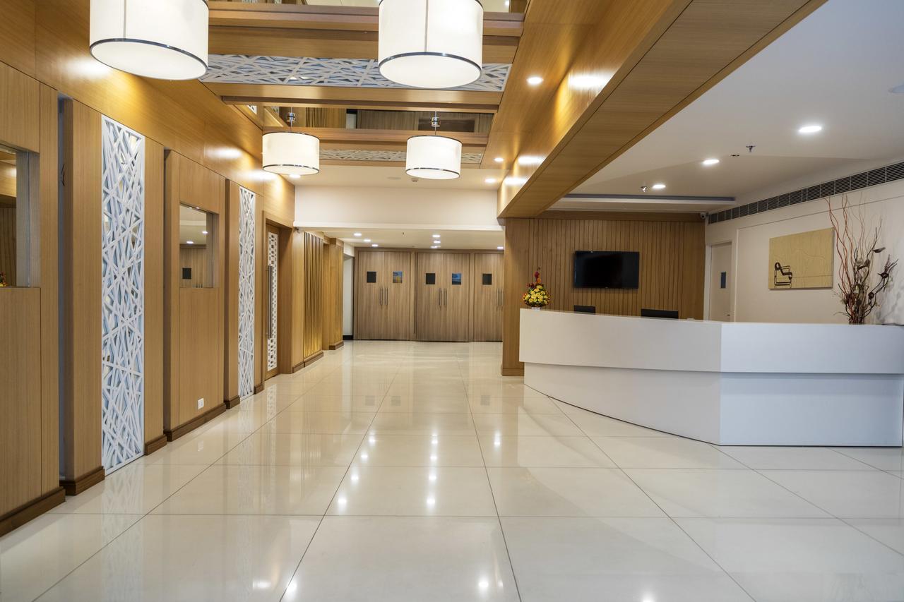 Hotel Citycentral Vijayawāda Extérieur photo