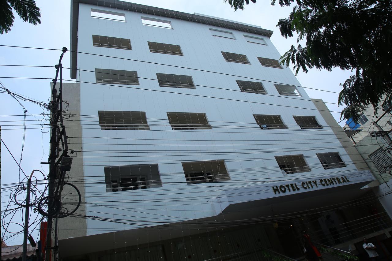Hotel Citycentral Vijayawāda Extérieur photo